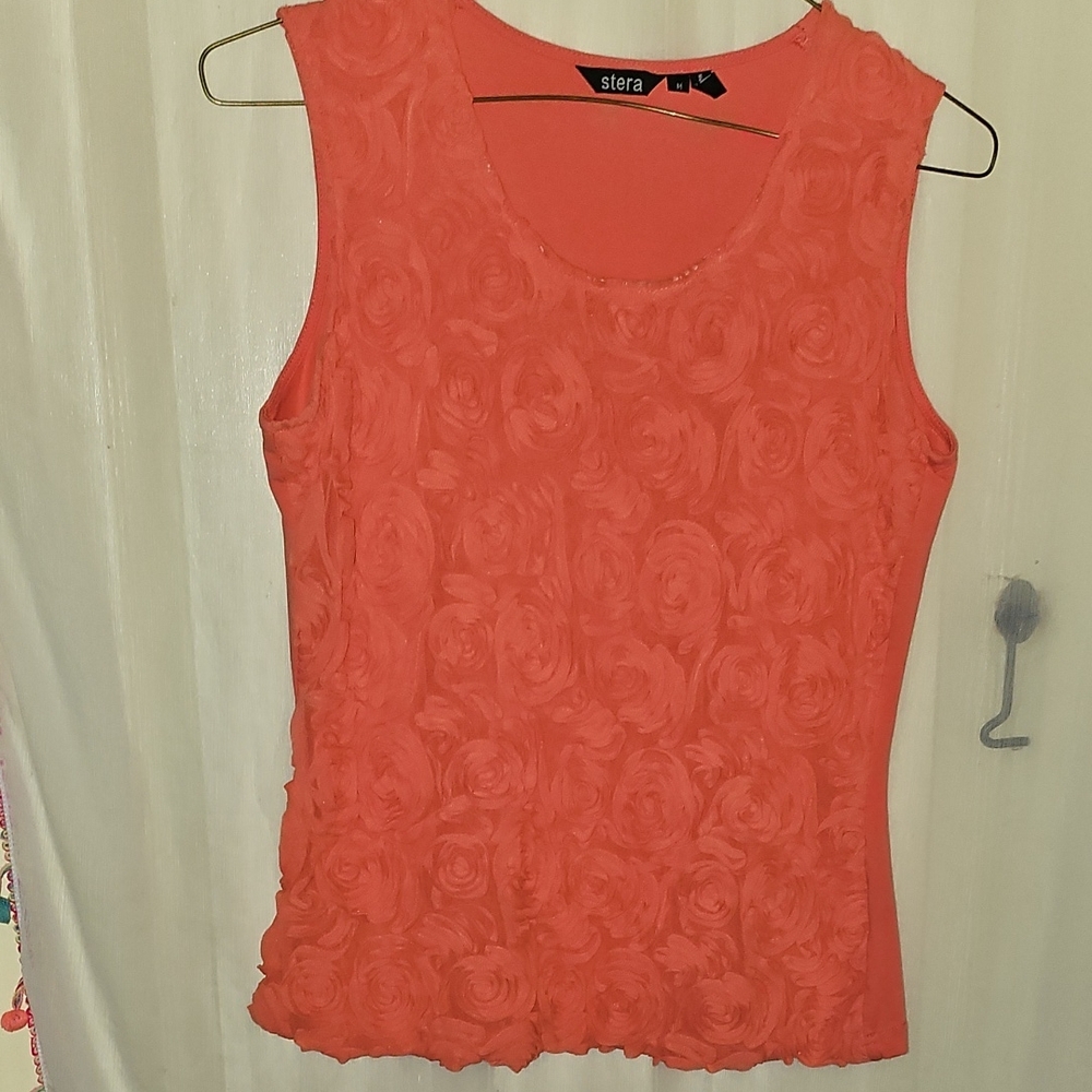 EUC Stera Coral Sleeveless Women's Top W/ Rosette Detail